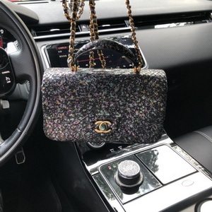 Chanel Handbags 1061